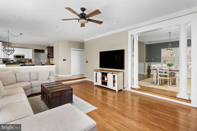 12 OAK LEAF DR, New Egypt, NJ 08533