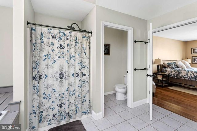 12 OAK LEAF DR, New Egypt, NJ 08533