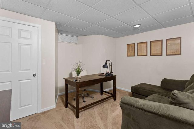 12 OAK LEAF DR, New Egypt, NJ 08533