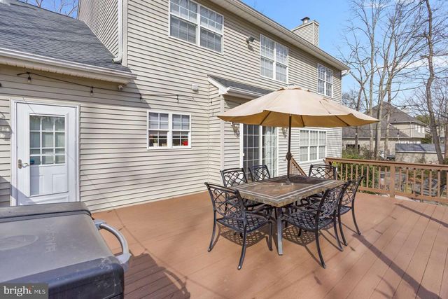 12 OAK LEAF DR, New Egypt, NJ 08533