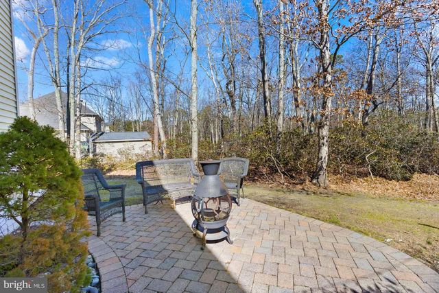 12 OAK LEAF DR, New Egypt, NJ 08533