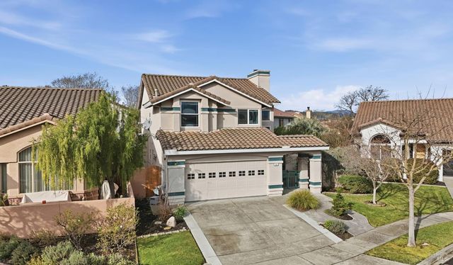 45 Cove Ct, Napa, CA 94559