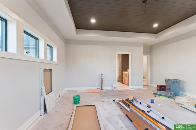 3538 S 210th Avenue, Elkhorn, NE 68022