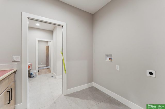 3538 S 210th Avenue, Elkhorn, NE 68022