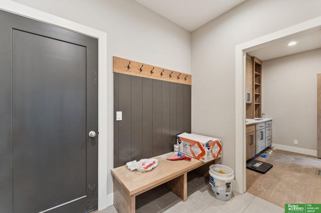 3538 S 210th Avenue, Elkhorn, NE 68022