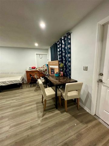 1417 NE 5th Avenue, Fort Lauderdale, FL 33304