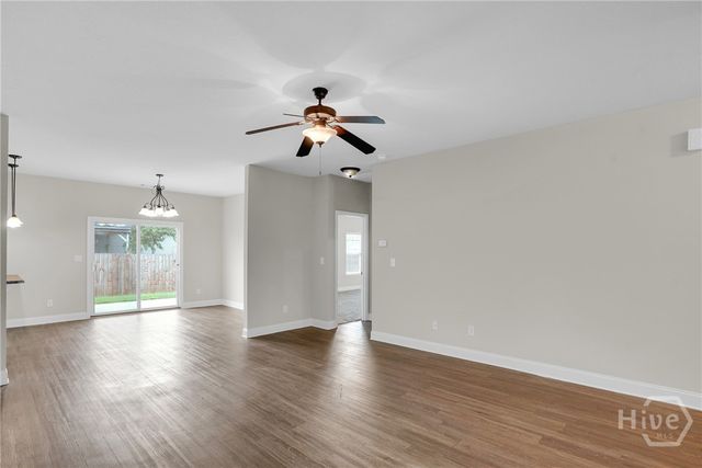 125 Thoroughbred Drive, Guyton, GA 31312