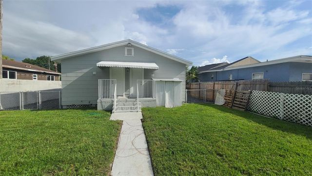 2519 W WALNUT, Tampa, FL 33607