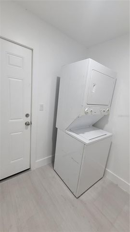 2519 W WALNUT, Tampa, FL 33607