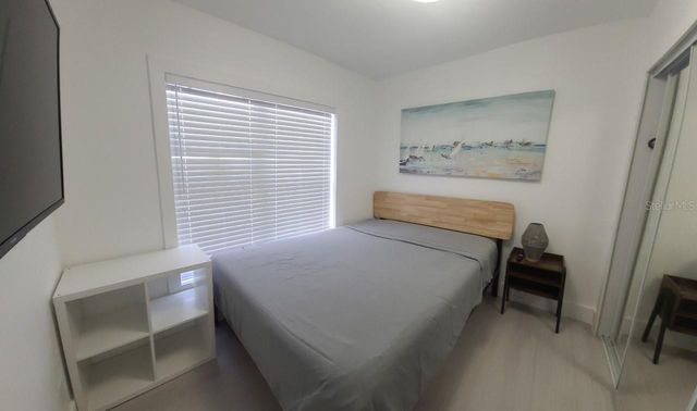 2519 W WALNUT, Tampa, FL 33607
