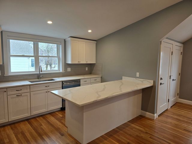 29 Appleton St 3, Arlington, MA 02476
