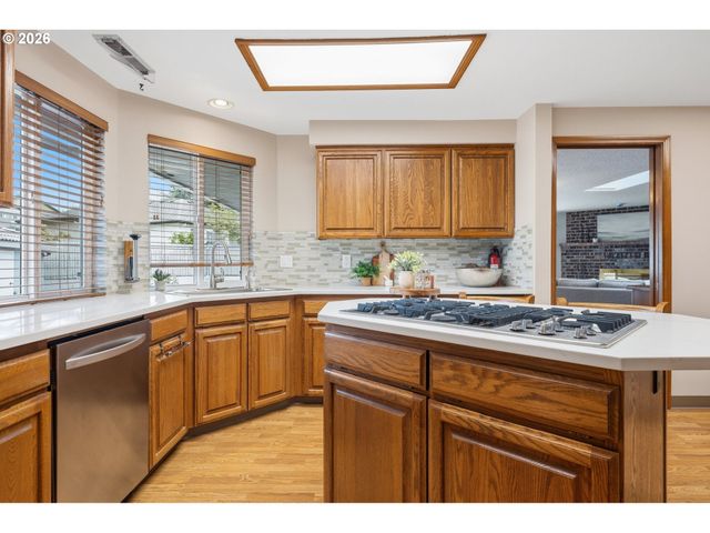308 Nw 95TH Cir, Vancouver, WA 98665