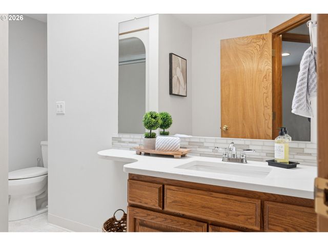308 Nw 95TH Cir, Vancouver, WA 98665