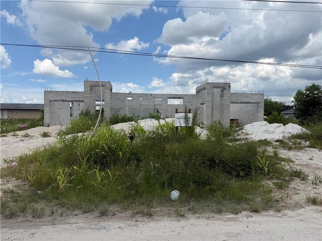 1121/1123 Harold AVE S, LEHIGH ACRES, FL 33973 — exterior