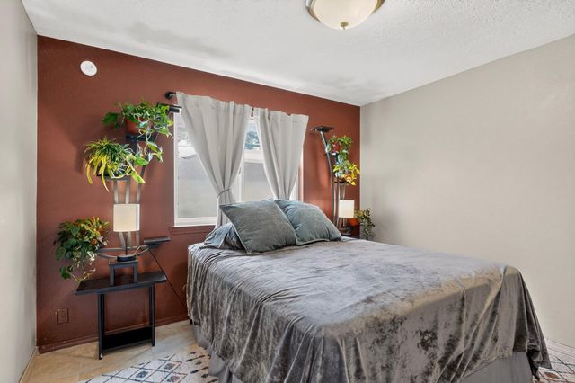 2012 Father Sky Street NE, Albuquerque, NM 87112
