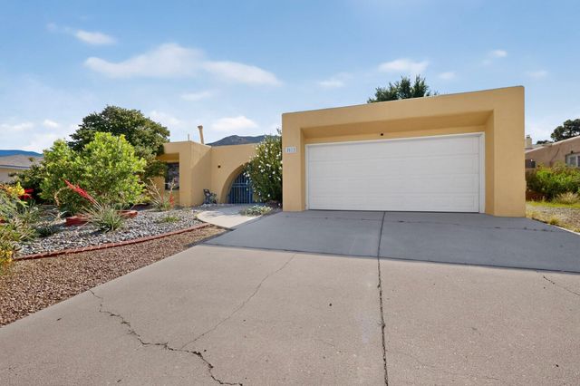2012 Father Sky Street NE, Albuquerque, NM 87112