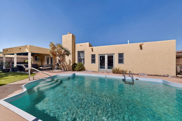 2012 Father Sky Street NE, Albuquerque, NM 87112