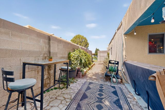 2012 Father Sky Street NE, Albuquerque, NM 87112