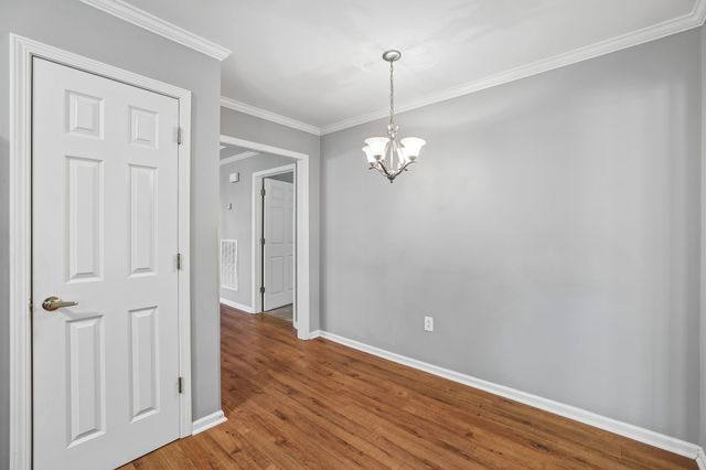 704 Village Green Cir, Murfreesboro, TN 37128