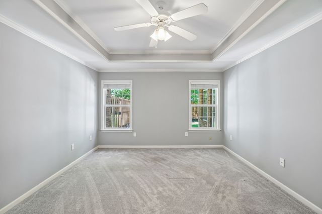704 Village Green Cir, Murfreesboro, TN 37128