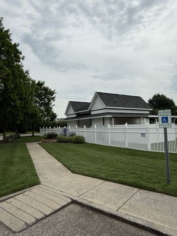 704 Village Green Cir, Murfreesboro, TN 37128