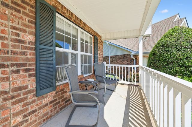 704 Village Green Cir, Murfreesboro, TN 37128
