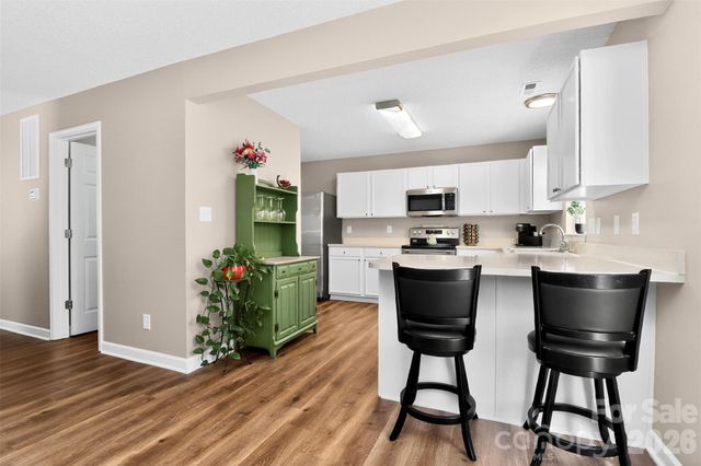 4819 Hopewood Lane, Charlotte, NC 28216