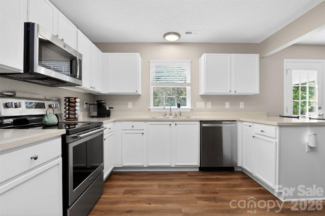 4819 Hopewood Lane, Charlotte, NC 28216
