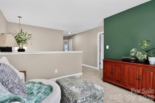 4819 Hopewood Lane, Charlotte, NC 28216