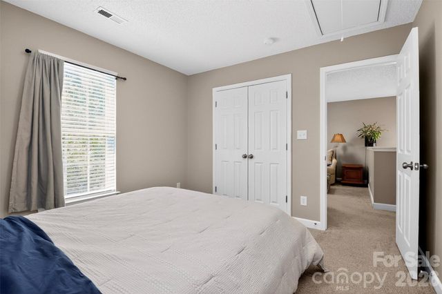 4819 Hopewood Lane, Charlotte, NC 28216