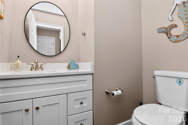 4819 Hopewood Lane, Charlotte, NC 28216