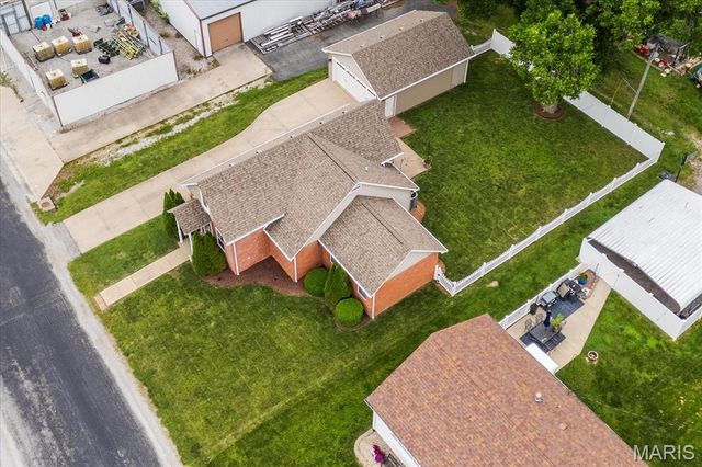 209 E Madison, Millstadt, IL 62260