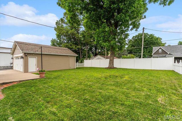 209 E Madison, Millstadt, IL 62260