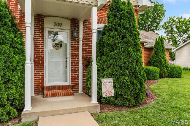 209 E Madison, Millstadt, IL 62260