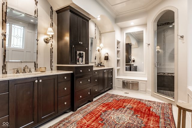 11576 Willow Bend Court, Zionsville, IN 46077