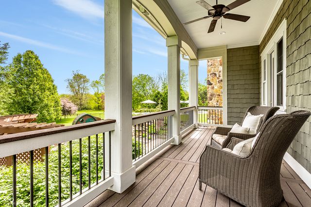 11576 Willow Bend Court, Zionsville, IN 46077