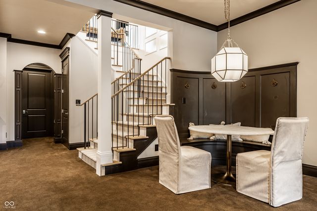 11576 Willow Bend Court, Zionsville, IN 46077