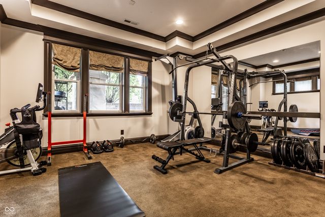 11576 Willow Bend Court, Zionsville, IN 46077
