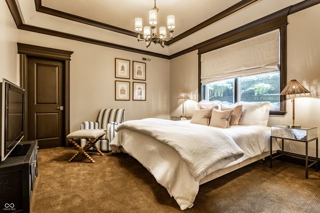 11576 Willow Bend Court, Zionsville, IN 46077