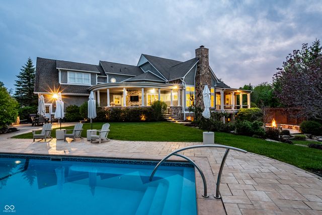11576 Willow Bend Court, Zionsville, IN 46077