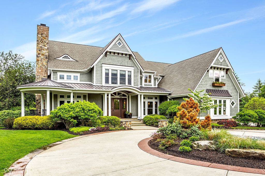 11576 Willow Bend Court, Zionsville, IN 46077