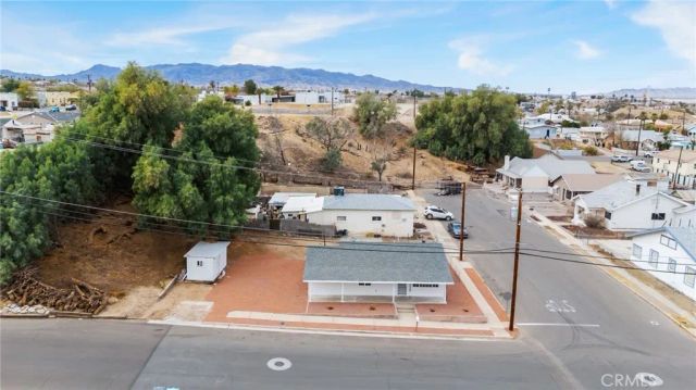 501 B, Needles, CA 92363