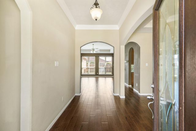6642 Redberry Glen Lane, Houston, TX 77041