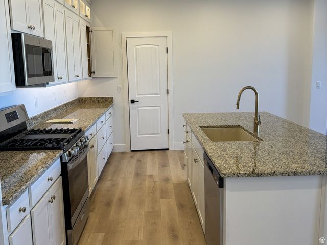 602 W CANYON PINE DR, St. George, UT 84790