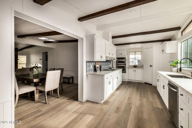 826 S 82ND Place, Mesa, AZ 85208