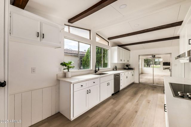 826 S 82ND Place, Mesa, AZ 85208