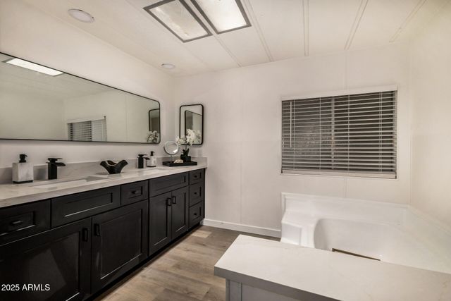 826 S 82ND Place, Mesa, AZ 85208