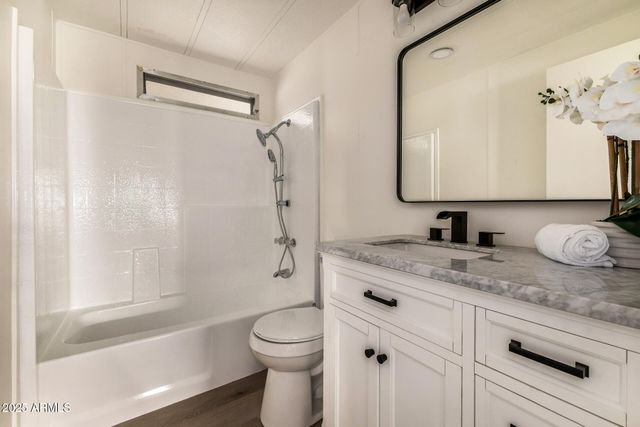 826 S 82ND Place, Mesa, AZ 85208