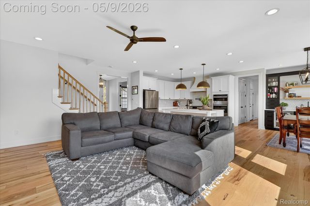 27598 Green Valley Drive, Lyon Charter Township, MI 48165