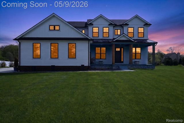 27598 Green Valley Drive, Lyon Charter Township, MI 48165